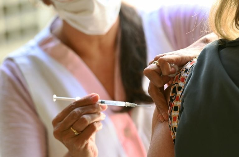 Com fim da campanha, Campinas vai aplicar vacinas contra a gripe até acabar o estoque