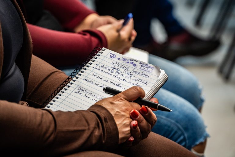 Curso para desenvolvimento empresarial é oferecido em Bertioga