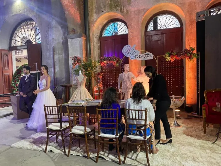 Evento em casarão histórico de Santos apresenta o melhor da indústria do casamento