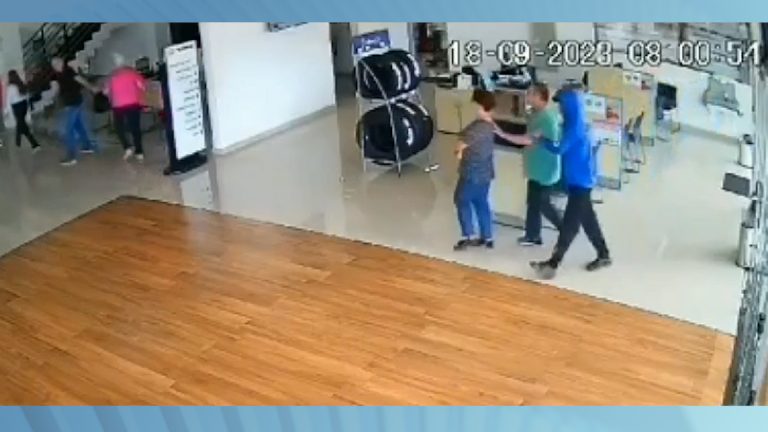 Criminosos armados invadem concessionária e levam caminhonete de luxo no Jd. Santa Cecília em Limeira