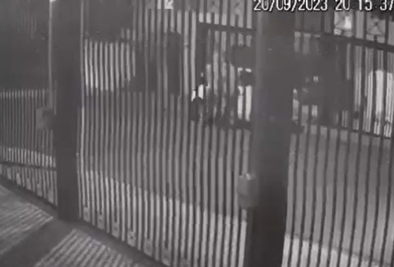 Dupla rouba carro em Jaguariúna, VEJA VÍDEO.