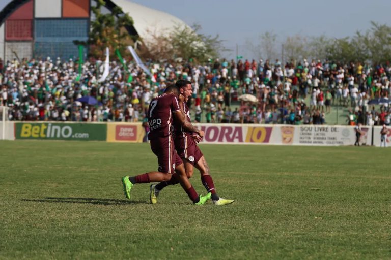 Ferroviária conquista acesso à Série C