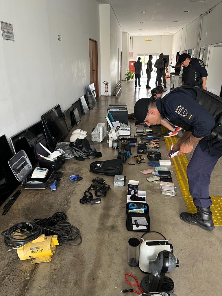 Guarda Municipal prende cinco pessoas por receptação