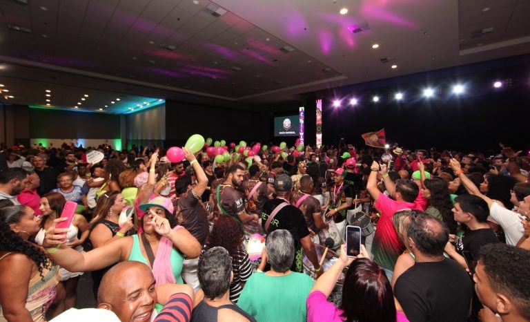 Santos Carnaval 2024 tem show mágico e vem com novidades