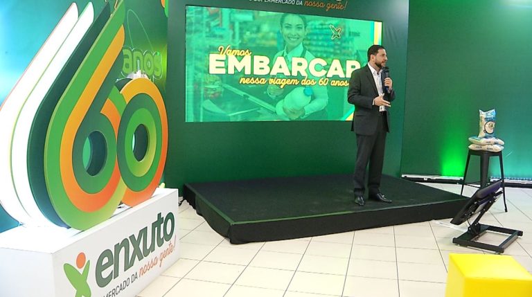 Rede Enxuto completa 60 anos com sorteio de 6 carros zero km