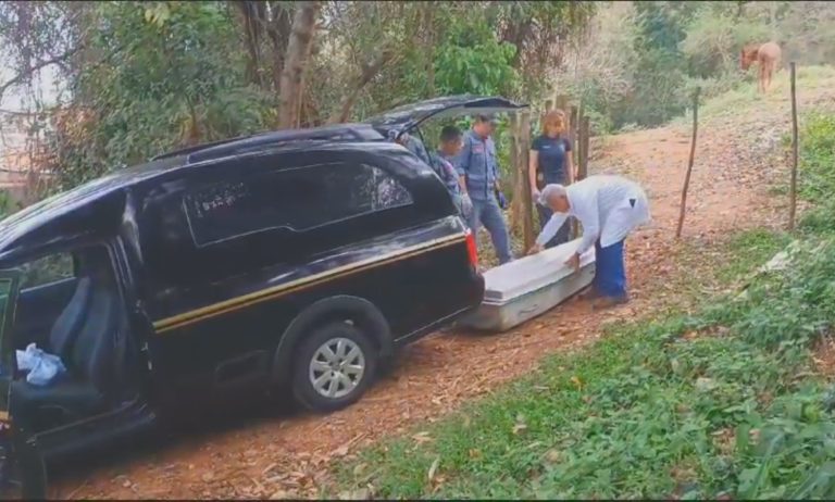 Mulher é encontrada morta em mata de Pedreira