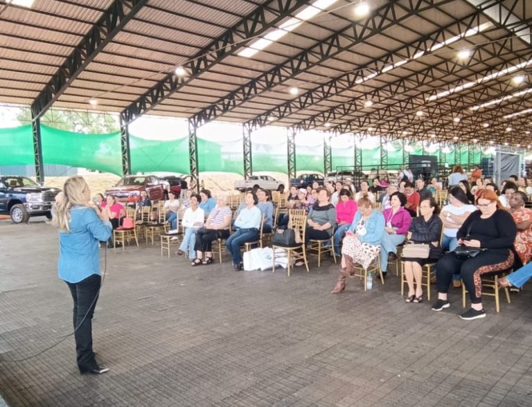 Semeadoras do Agro abordam na Expô Araçatuba o empoderamento da mulher no campo