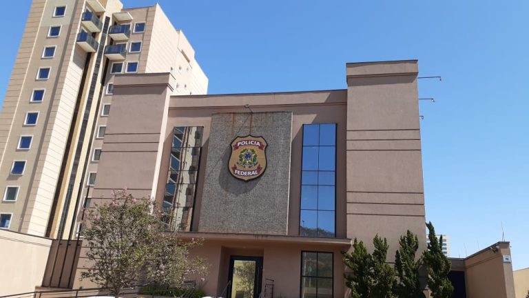 Oito pessoas são presas durante ação da PF em Serrana