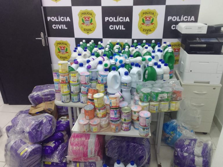Polícia recupera carga de produtos em Praia Grande