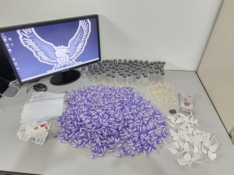 Homem é flagrado vendendo drogas em Itanhaém e acaba preso