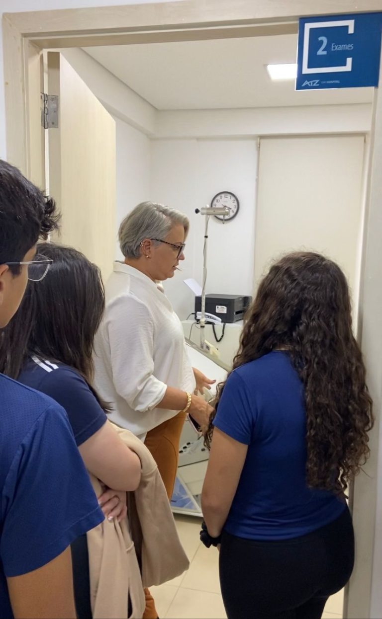 Estudantes de Santos vão conhecer a rotina de um hospital e os bastidores da saúde
