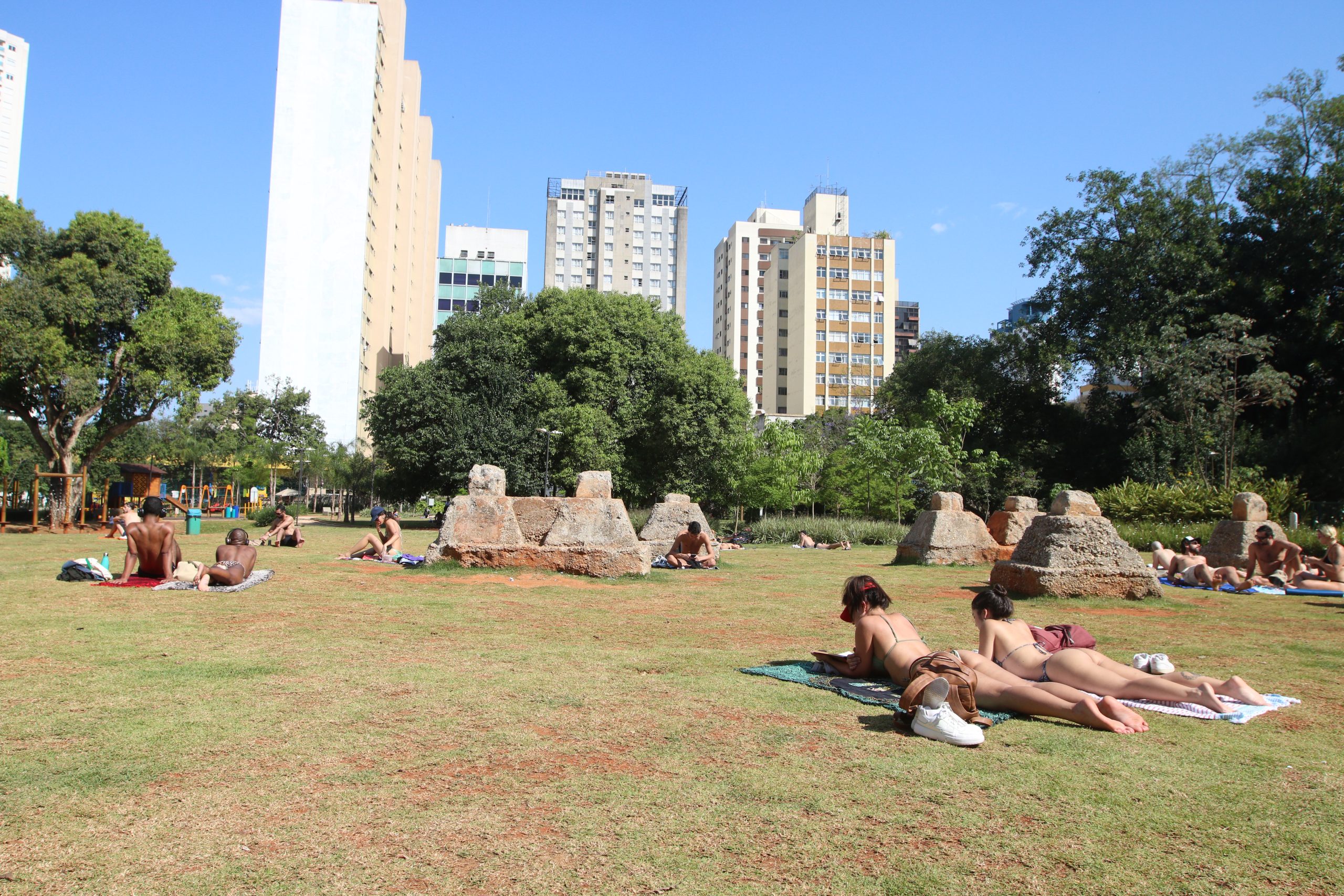 Rio de Janeiro e outras capitais podem ter recorde de calor nesta