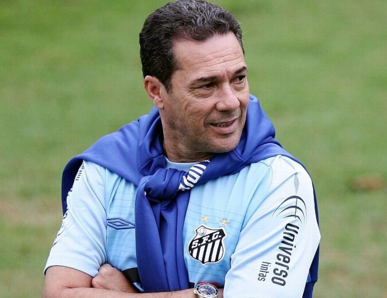 Entenda por que Luxemburgo saiu em baixa no Corinthians, mas é Plano B no Santos