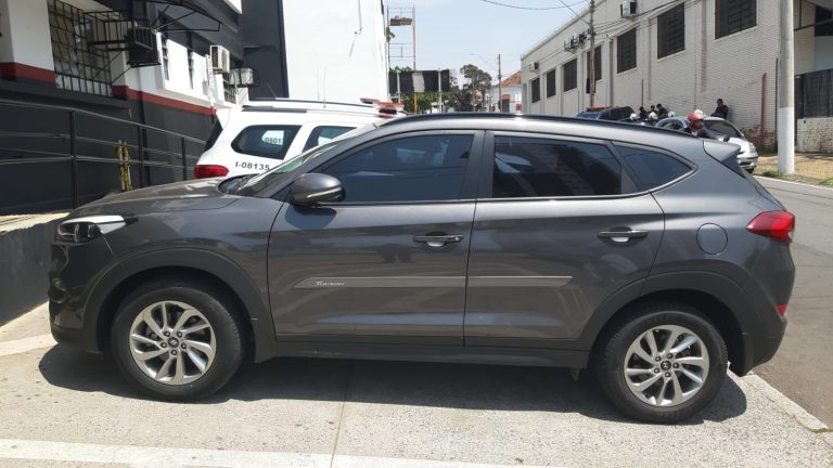 Cambuí: menores são detidos por roubo de carro