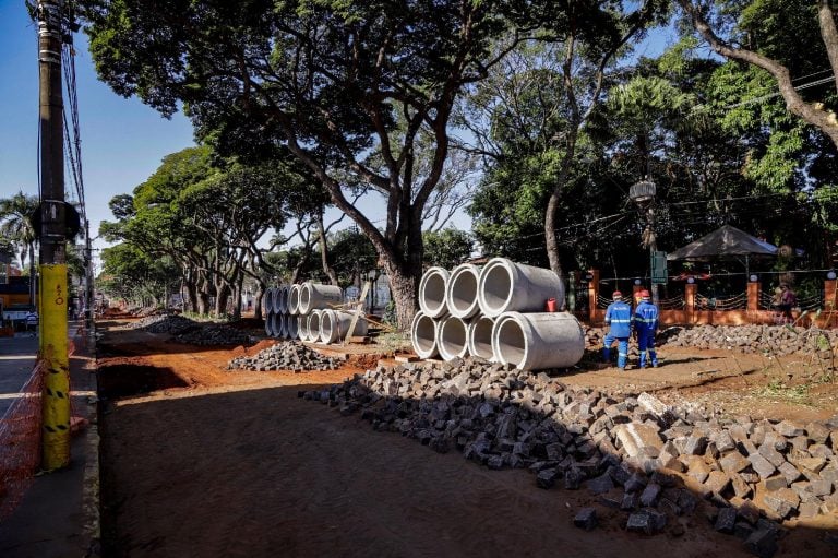 Construtora que teve contrato suspenso em obras na 9 de julho ganha liminar na justiça e complica a situação