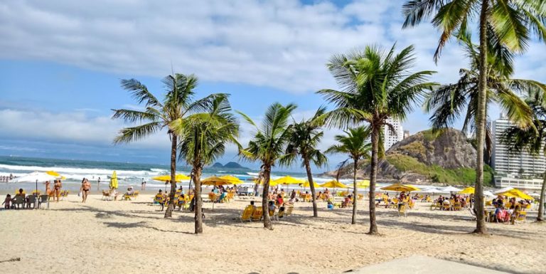 Guarujá é cidade com maior número de praias balneáveis do Litoral Paulista