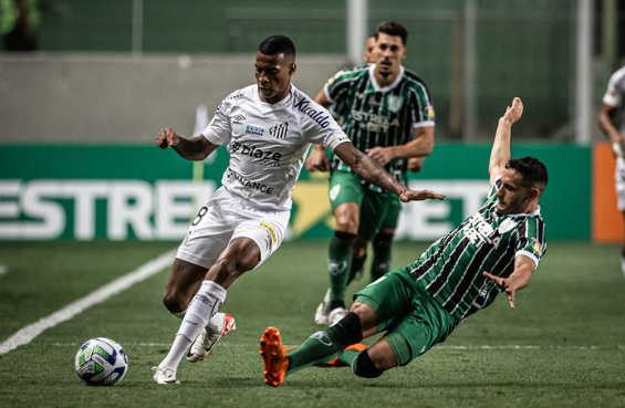 Santos perde mais uma e segue no Z4