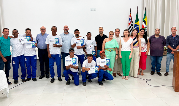 Projeto de Birigui forma oito pessoas em situação de rua como zeladores