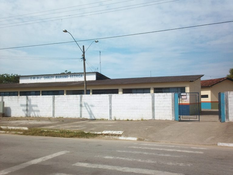 Olho no Covid: Surto da doença força suspensão de aulas em escola de Itanhaém