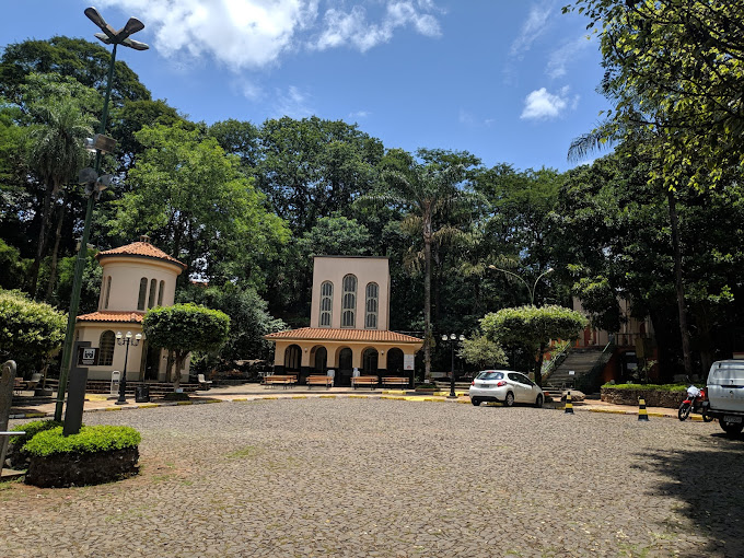 Após homenagens a Nossa Senhora Aparecida, dupla é assaltada no santuário Sete Capelas