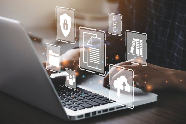Consciência digital ganha destaque diante do impacto da internet na saúde mental