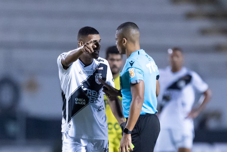 STJD absolve Jeh por expulsão contra Mirassol