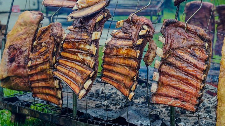 Tem mais! Festival do Torresmo e Cerveja de Guarujá prossegue neste final de semana