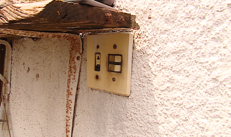 Bairros ficam sem energia após temporal em Campinas