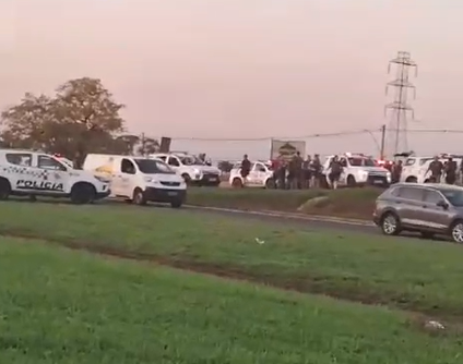 Vídeo | Por carro furtado, policiais perseguem criminosos pela rodovia Cândido Portinari