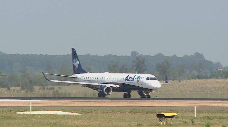 Cerca de 350 mil passageiros devem passar por Viracopos e pela rodoviária de Campinas no feriado