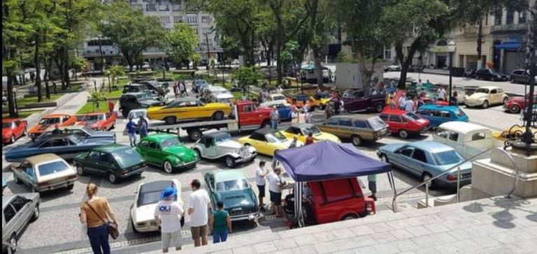 Santos promove Encontro de Carros Antigos
