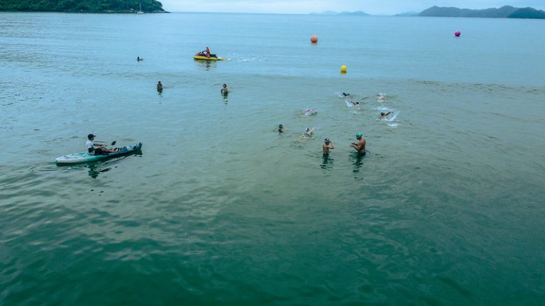 Bertioga sedia o Circuito Paulista de Travessias Aquáticas