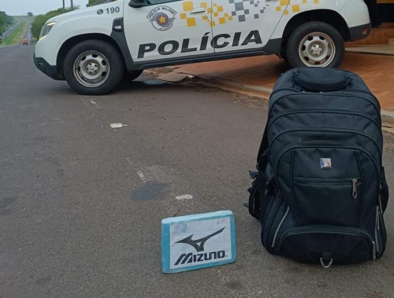Mulher é presa com tablete de cocaína em ônibus em Valparaíso