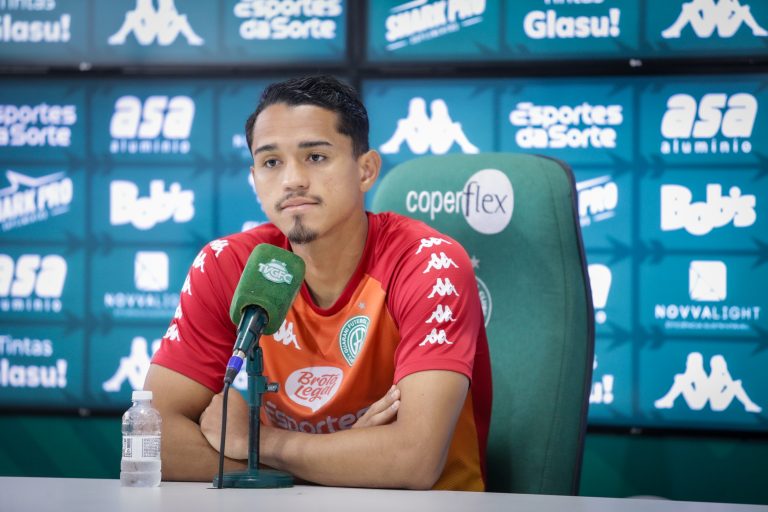 Guarani enfrenta Mirassol na briga pelo acesso