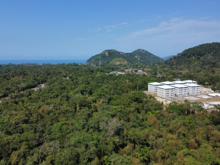 Gabinete 3D chega a São Sebastião com mutirão de serviços do Governo de SP