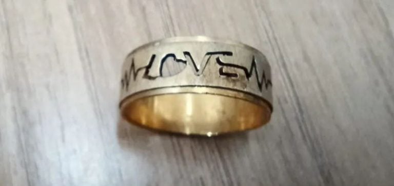 Homem encontrado morto em Jundiaí usava aliança “Love”