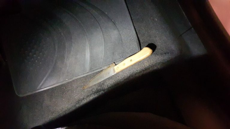 Mulher é sequestrada enquanto esperava sogra na porta de igreja