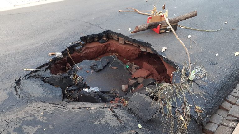 De novo | Por solapamento, cruzamento do Jardim Paulista é interditado