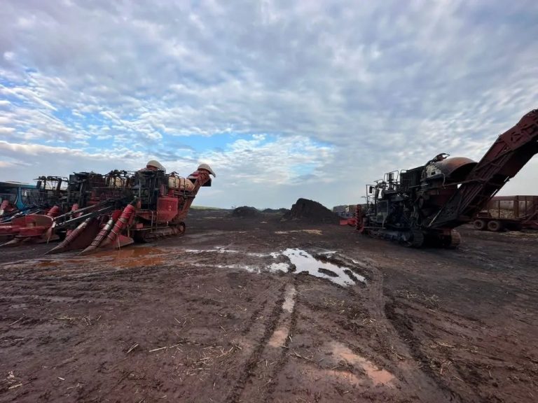 Polícia Civil cumpre mandados de busca contra suspeitos de incêndio em colhedoras da fazenda Santo Antônio