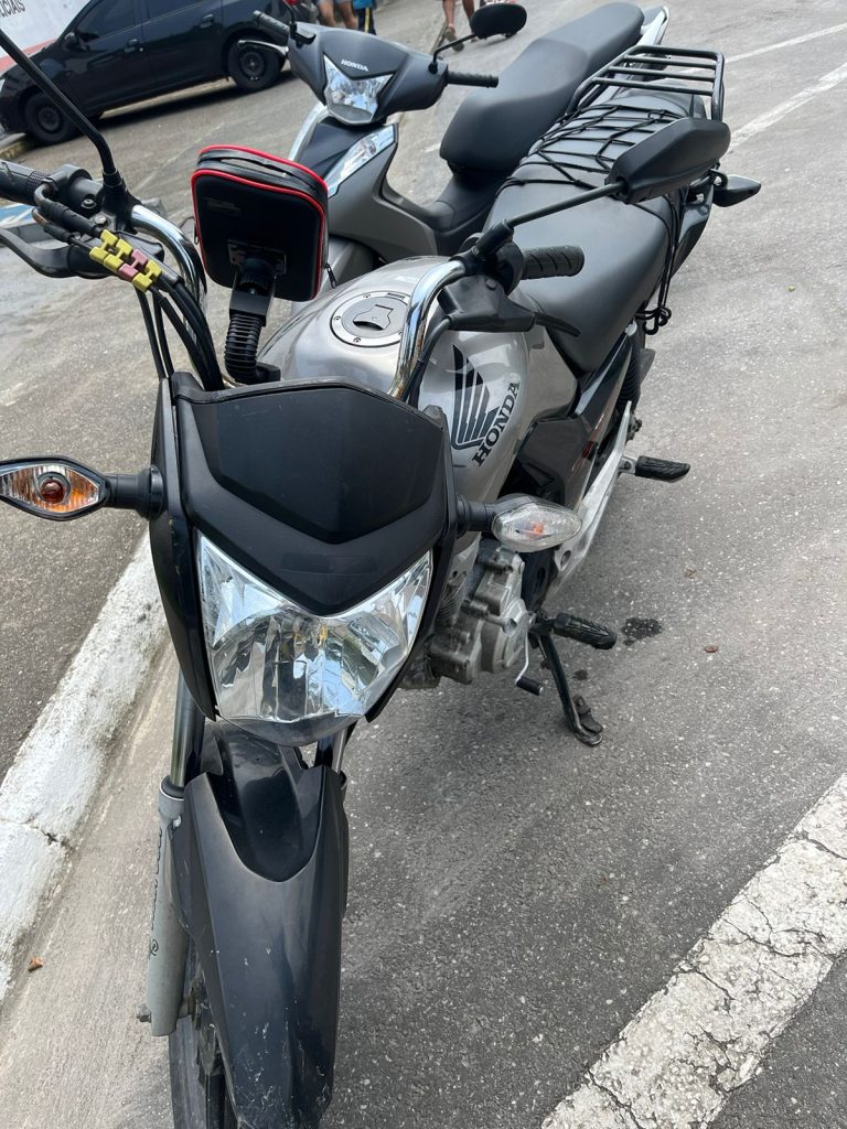 Moto de casal roubada em São Vicente é recuperada em Santos
