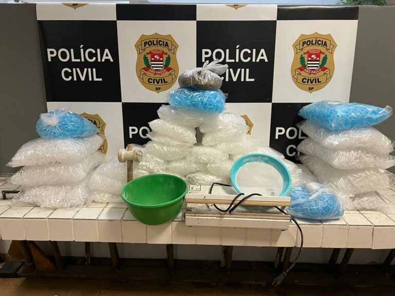 Polícia “estoura” imóvel usado para preparação de drogas em Santos