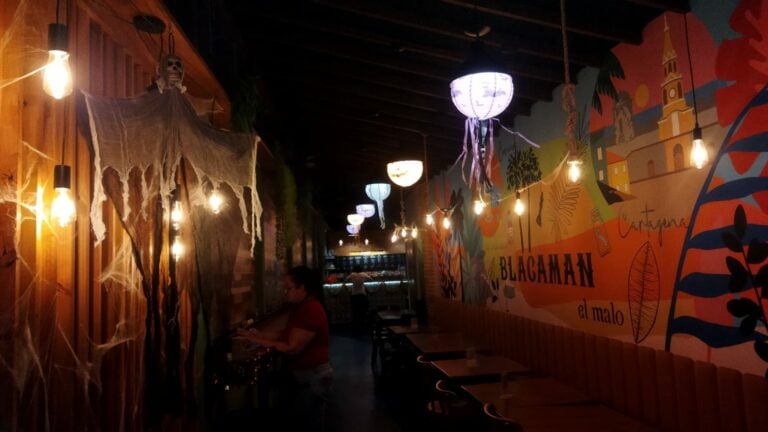 Cervejaria tem festa gratuita de Dia das Bruxas e concurso de fantasia