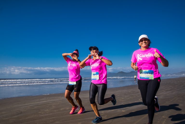 Corrida em Bertioga celebra o Outubro Rosa