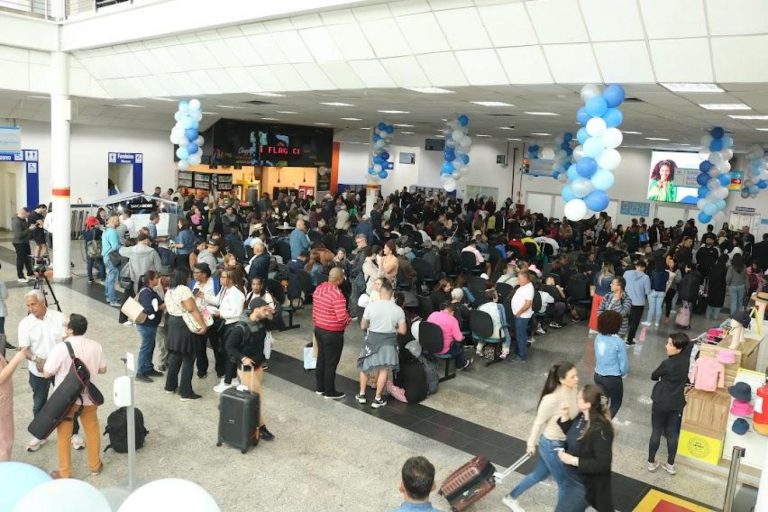 Temporada de cruzeiros deve movimentar R$ 1 bilhão para Santos