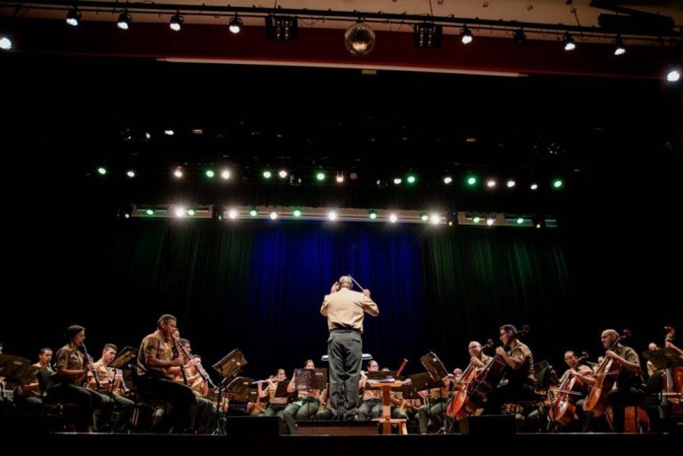 Banda Sinfônica do Exército se apresenta gratuitamente no Theatro Pedro II
