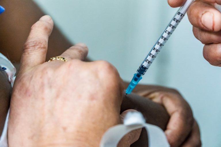 Bertioga promove dia decisivo da Campanha de Multivacinação