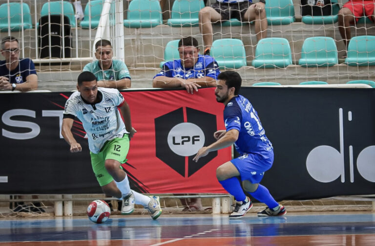 Barão de Mauá/Futsal Ribeirão goleia e garante vaga na semifinal da LPF