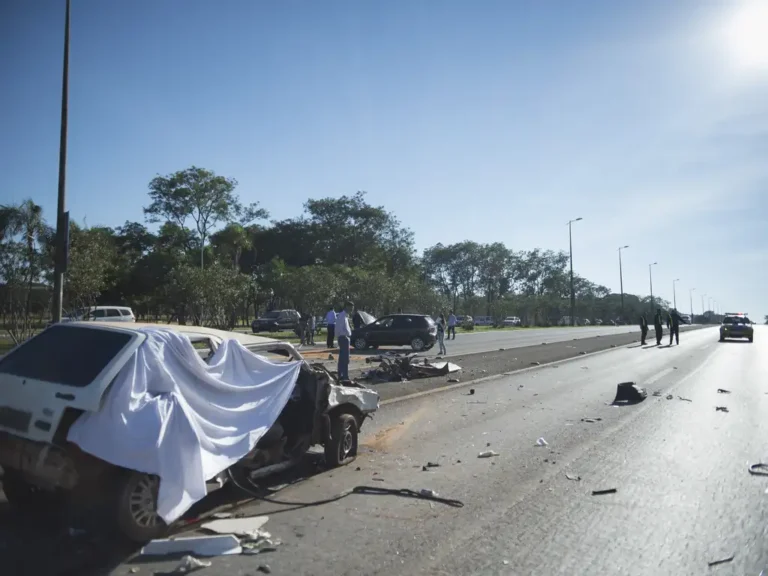 Acidente de carro - Marcelo Camargo/Agência Brasil