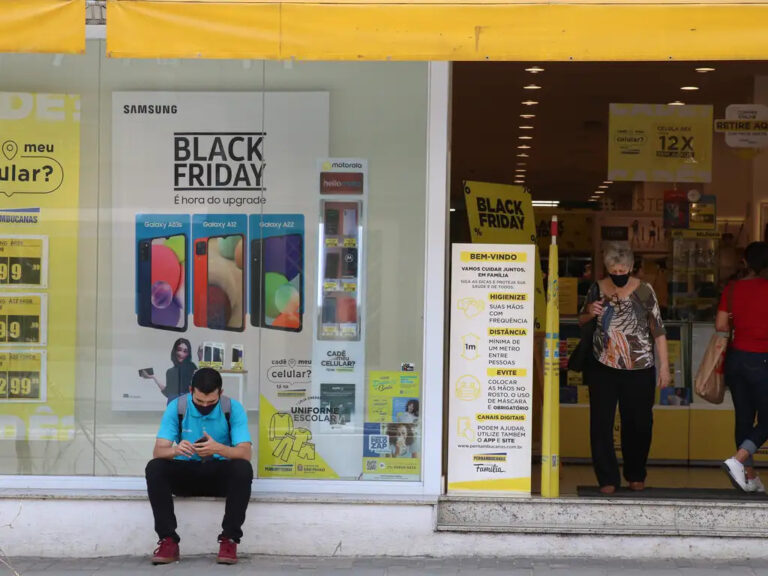 Black Friday frustra comércio em 2023 com recuo de até 15% no faturamento
