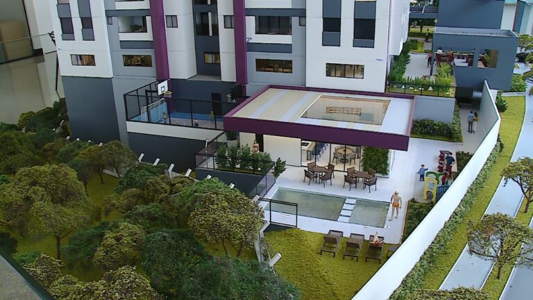 Segundo o SINTICOM, o setor de construção civil gerou 3782 empregos nos 20 municípios da RCM em oito meses.